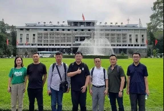 long8官方网站控股董事长，副董事长一行赴越南调查调研